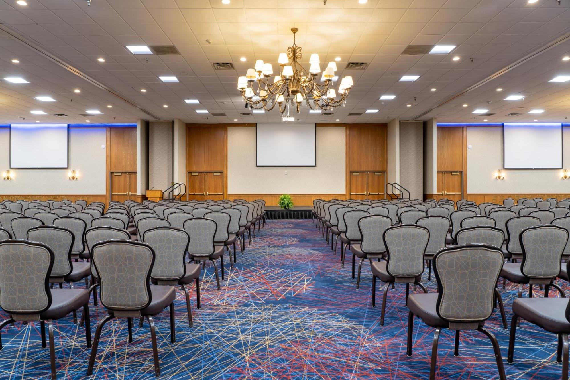 Mcm Elegante Hotel & Conference Center Бомонт Екстер'єр фото