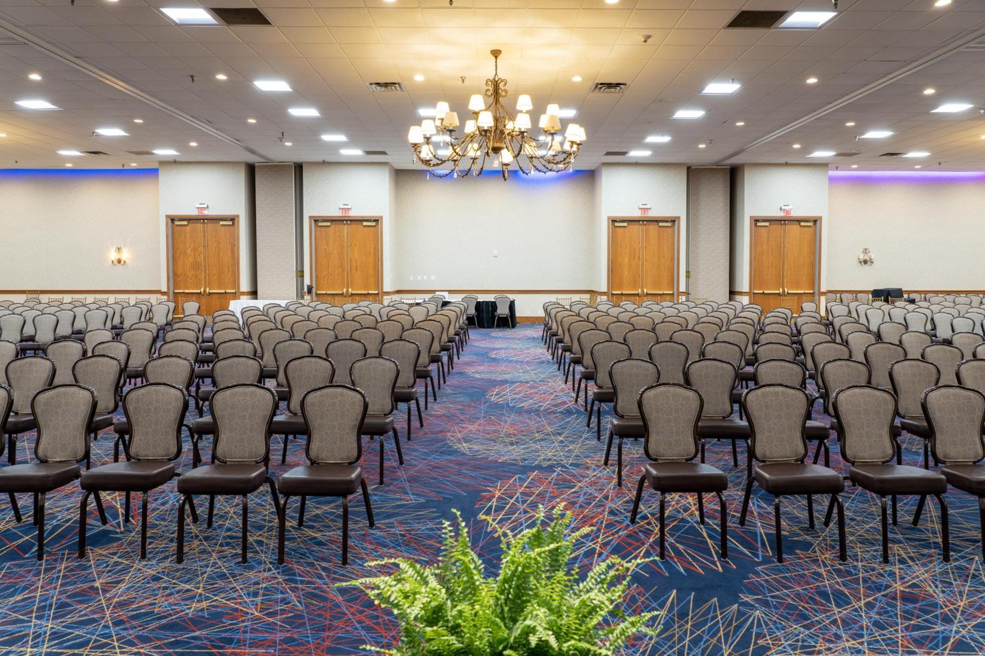 Mcm Elegante Hotel & Conference Center Бомонт Екстер'єр фото